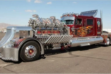 (FOTO) Najnovija aždaja od hamera plaćena 12 miliona dolara! Da li biste vi da imate dali toliko za Thor24?