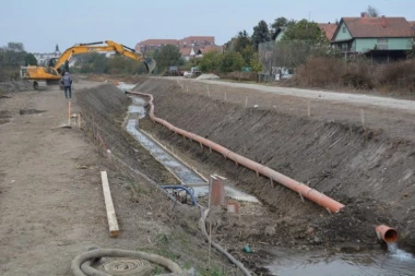 Opština Inđija i "Vode Vojvodine“: Uređenje kanala