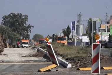Asfaltiranje putnog pravca Stara Pazova-Stari Banovci: Do kraja godine novi put