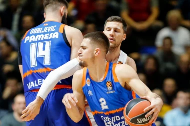 PAO razbio Zenit, Marinković odličan u pobedi Valensije