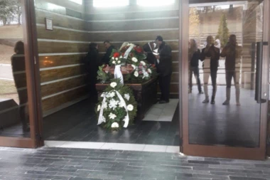 Sahrana Baneta "187": Kolege i prijatelji odaju poslednji pozdrav pokojnom reperu!
