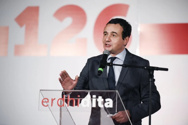 KAPITULIRAO SI! Urednik najpopularnijeg prištinskog portala osuo paljbu po Aljbinu Kurtiju!