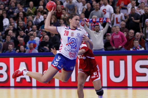 SRPKINJE ZBUNJENE PRE START EP: Ne znamo šta nas čeka sutra!