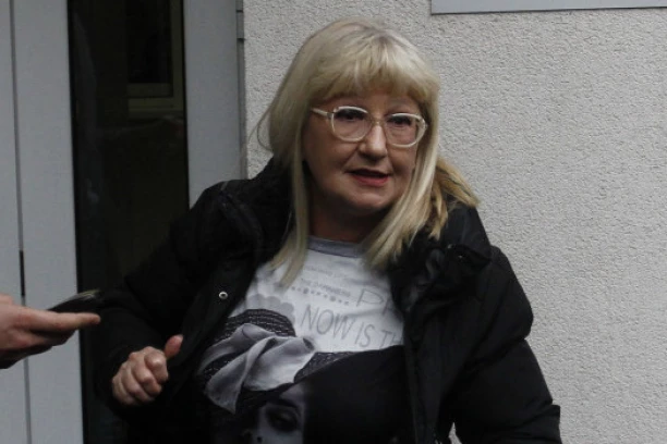 BILI SU MLADI, VOLELI SU SE! Svedočila kuma porodice Marjanović, rekla i OVO