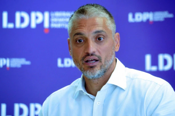 Čeda Jovanović i dalje sikti na advokate: Šta Petronijeviću nije jasno? Ceo život je svoju karijeru gradio na tuđoj patnji