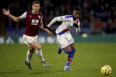 Lampard dogovora Zahu za leto!