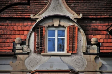 10 godina čuvala švalera na tavanu, a kada je ljubavnik ubio muža ona je uradila OVO!