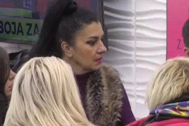 MUŽ SAŠKE KARAN U KRITIČNOM STANJU: Unakazio se kiselinom: U TEŠKIM OPEKOTINAMA