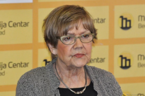 SRAMAN NAPAD VESNE PEŠIĆ NA PREDSEDNIKA VUČIĆA I SRPSKE ŽRTVE: Šta hoće, da stalno parira Srebrenici sa Jasenovcem?!