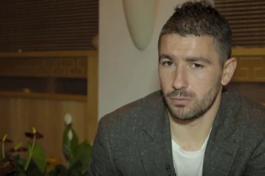 Kapiten reprezentacije ponovo slobodan: Kolarov se razveo posle 12 godina braka!