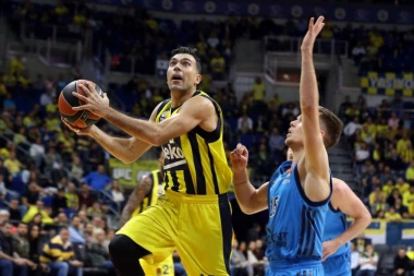 KOKOŠKOV OSTAO BEZ VAŽNOG IGRAČA: Slukas pojačao crveno-bele!