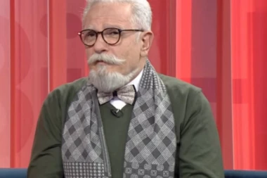 ŽELJKO SAMARDŽIĆ PROMENIO LIČNI OPIS: Pevač postao NEPREPOZNATLJIV, trebaće mu nova LIČNA KARTA! (FOTO)