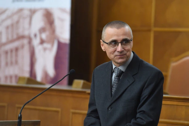 Direktor SZO u Srbiji pesimističan: Situacija jako ozbiljna! Ljudi koji se OVAKO ponašaju su najveća opasnost