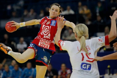 U INAT SVIMA, I UPRKOS KORONI: Kada su već organizovali Euro na silu, SRBIJA ČEKA TESTOVE I KREĆE NA ZLATO!