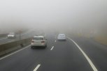 VOZAČI, OPREZ: Magla na putevima, mokri i snežni kolovozi
