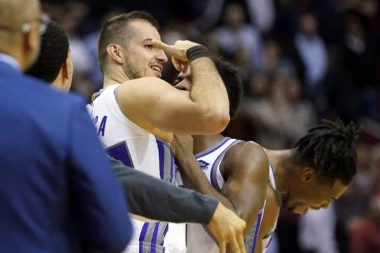 (FOTO) Kingsi na srpskom: Srce i užurbanost Nemanje Bjelice...