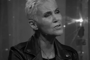 Preminula pevačica legendarne grupe "Rokset", izgubila bitku sa opakom bolešću!