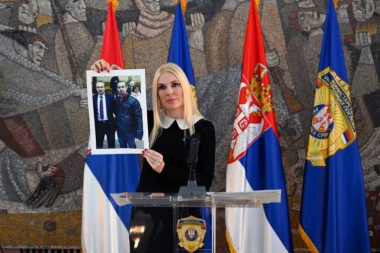 (ŠOK FOTO) Isplivala fotografija Đilasa u zagrljaju osuđenog narko-dilera