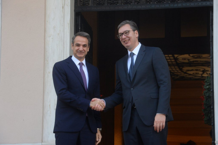 (FOTO) Vučić nastavlja posetu Grčkoj: Danas se sastao sa Micotakisom!