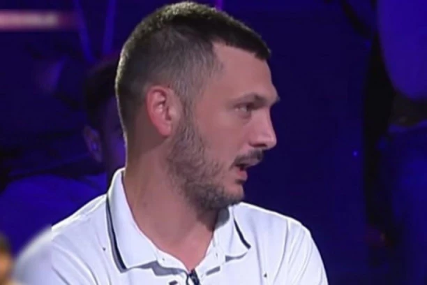 "Gospodin se bavi teorijama zavere": Brat Vladimira Tomovića prozvao Kristijana nakon sukoba u Zadruzi!