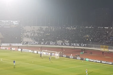 (VIDEO) Čudo u Humskoj: Palo pomirenje Grobara!