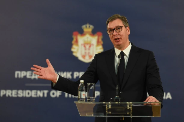 Vučić posle sastanka sa Tačijem: Zaboravite da ćemo da prestanemo sa kampanjom za povlačenja priznanja