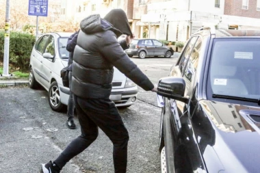 (FOTO) Prve fotografije Gurovića nakon presude: Ovako je reagovao posle izrečene kazne