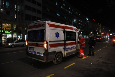 NOĆ U BEOGRADU: Muškarac teško povređen u eksploziji ručne bombe!