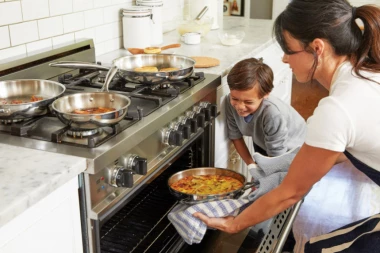 NIKAD NE BISTE NI NASLUTILI: 7 najvećih grešaka koje pravimo u kuhinji