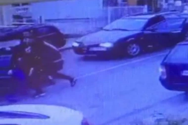 Dvojica na jednog: Brutalno prebijanje u Kaluđerici! Ispesničili ga i pokušali da priklješte vratima!