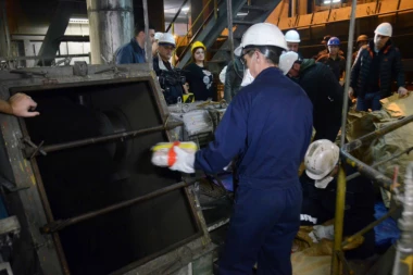 (FOTO) Pogledajte: U Obrenovcu uništeno 880 kila droge!