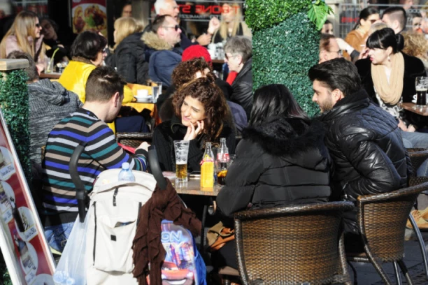 OVO SMO DUGO ČEKALI: Pogledajte koliki je danas INDEKS zagađenosti vazduha u Srbiji!