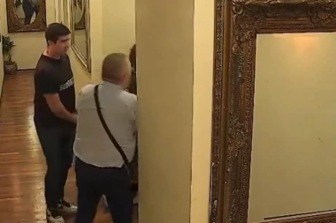 (VIDEO) Ovakav hit nema nigde: Milojko i Milijana se potukli, a švaler ih moli da se ne svađaju!