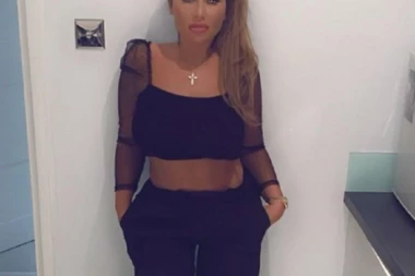 BOŽE SAČUVAJ: Influenserka pristala da reklamira OTROV!