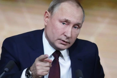 Putin ne prašta korupciju! Šut karta za zamenika ministra policije