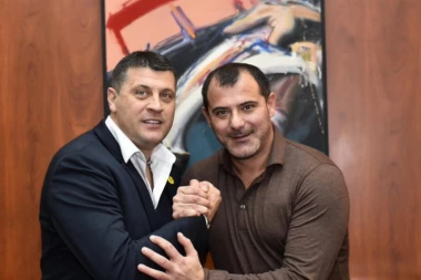 BOMBA: VRAĆA SE Vladan Milojević!