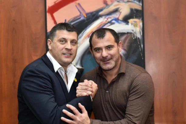 SPORTISSIMO OTKRIVA! EVO ŠTA SE DEŠAVA NA MARAKANI: Zvezda ima trenera, ali jedno je ključno