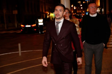 (FOTO) NEVALJALI DUĆA: Tadić nabio komplekse Ronaldu i zaludeo žene jednom fotkom!