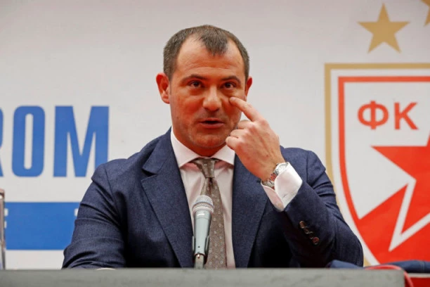 Ovo je debitantski sastav Dejana Stankovića!