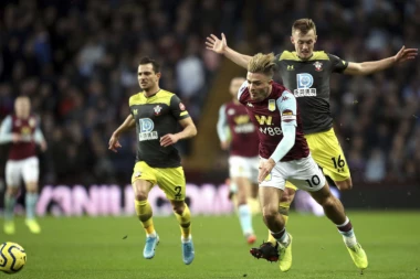 PL: Sautempton lako sa Vilom, Njukasl srušio Kristal Palas!