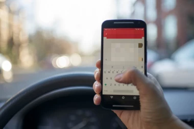 Novi UŽASNI trend na mrežama: "Izvini, ne stižem da ti odgovorim"