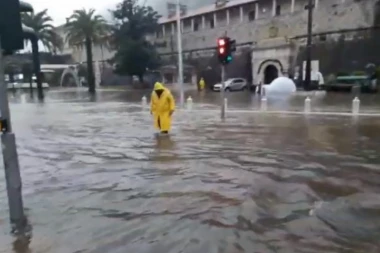 UPOZORENJE METEOROLOGA: Ne izlazite iz kuće oko 15 časova, moguće poplave!