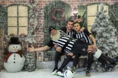 Partizanove humane novogodišnje čestitke!