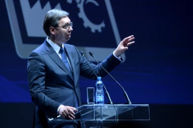 (VIDEO) Vučić na konferenciji "Dualno obrazovanje - znanje za budućnost": Nemamo zanatlije, moraćemo sa strane da dovodimo ljude da rade ono što mi nećemo da radimo