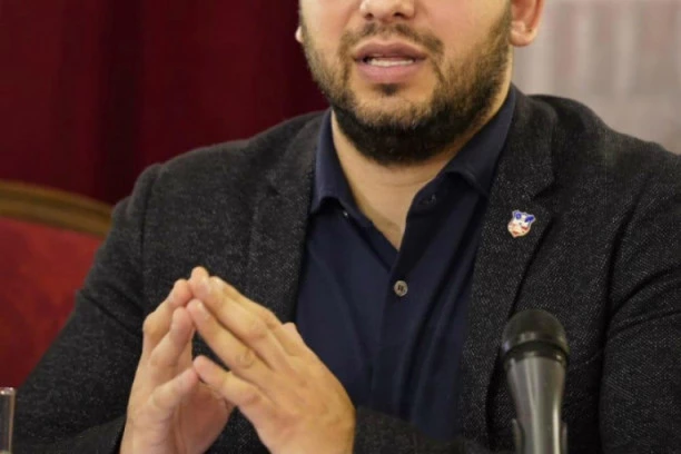 Handanović: Đilas se na svom sajtu sprda sa Boškićem!