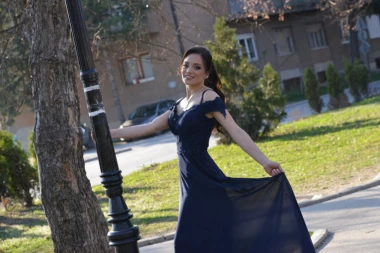 POŠTENO ČELJADE! Veliko "bravo" za Isidoru iz Petrovca na Mlavi: Pronašla je novčanik pun para, postupila je onako kako bi svako od nas morao da postupi