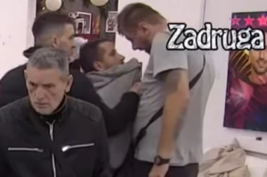 (VIDEO) Odlepio: Janjuš napao zadrugare nakon trača da je imao se*s sa Ivanom Šopić!