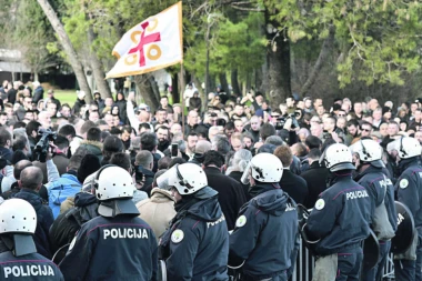 Nema odustajanja: Posle Božića nastavljaju se litije širom Crne Gore