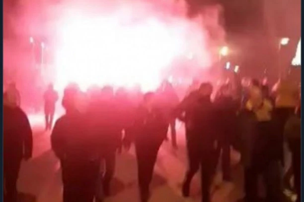 (VIDEO) POSLUŠAJTE PESMU DRAGANE MIRKOVIĆ: Ovo je himna protesta u Crnoj Gori