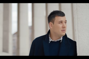 (VIDEO) Kolege ga obožavaju, a naslednik Saše Matića napravio haos na internetu!